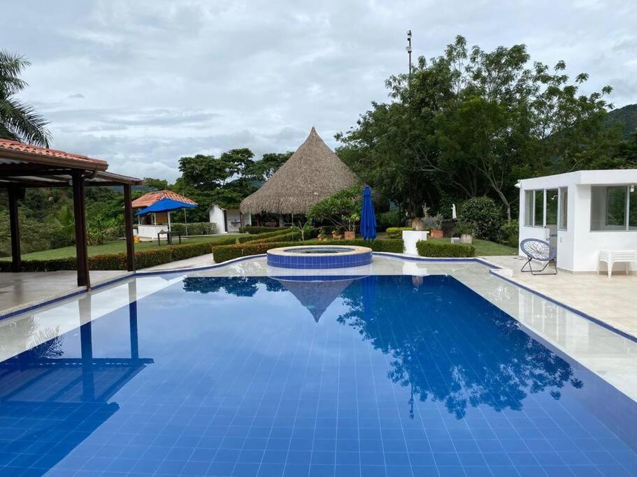 Finca Campestre Con Hermosa Vista Anapoima Kültér fotó