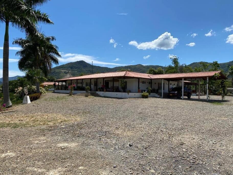 Finca Campestre Con Hermosa Vista Anapoima Kültér fotó